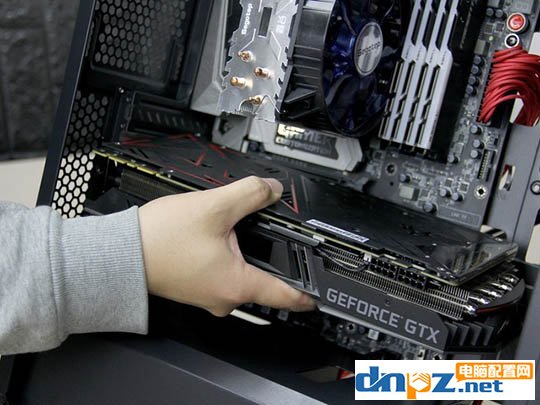 電腦組裝教程：i7-8700k+1070ti吃雞主機(jī)裝機(jī)實(shí)錄